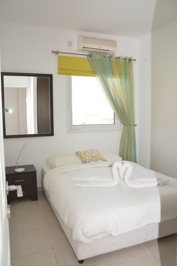 Villa With Heated Pool And Jacuzzi Sea View 300M Front Of The Beach Eilat Esterno foto