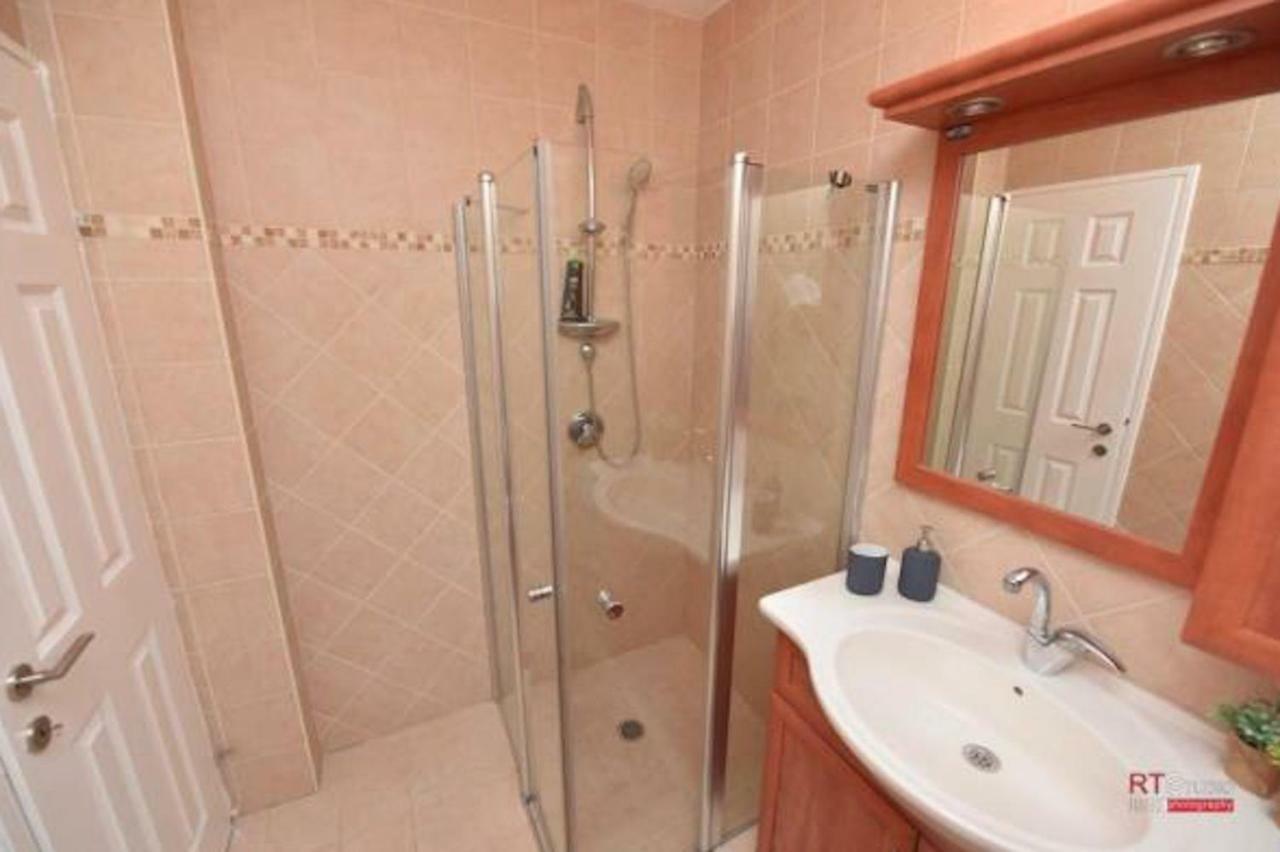 Villa With Heated Pool And Jacuzzi Sea View 300M Front Of The Beach Eilat Esterno foto