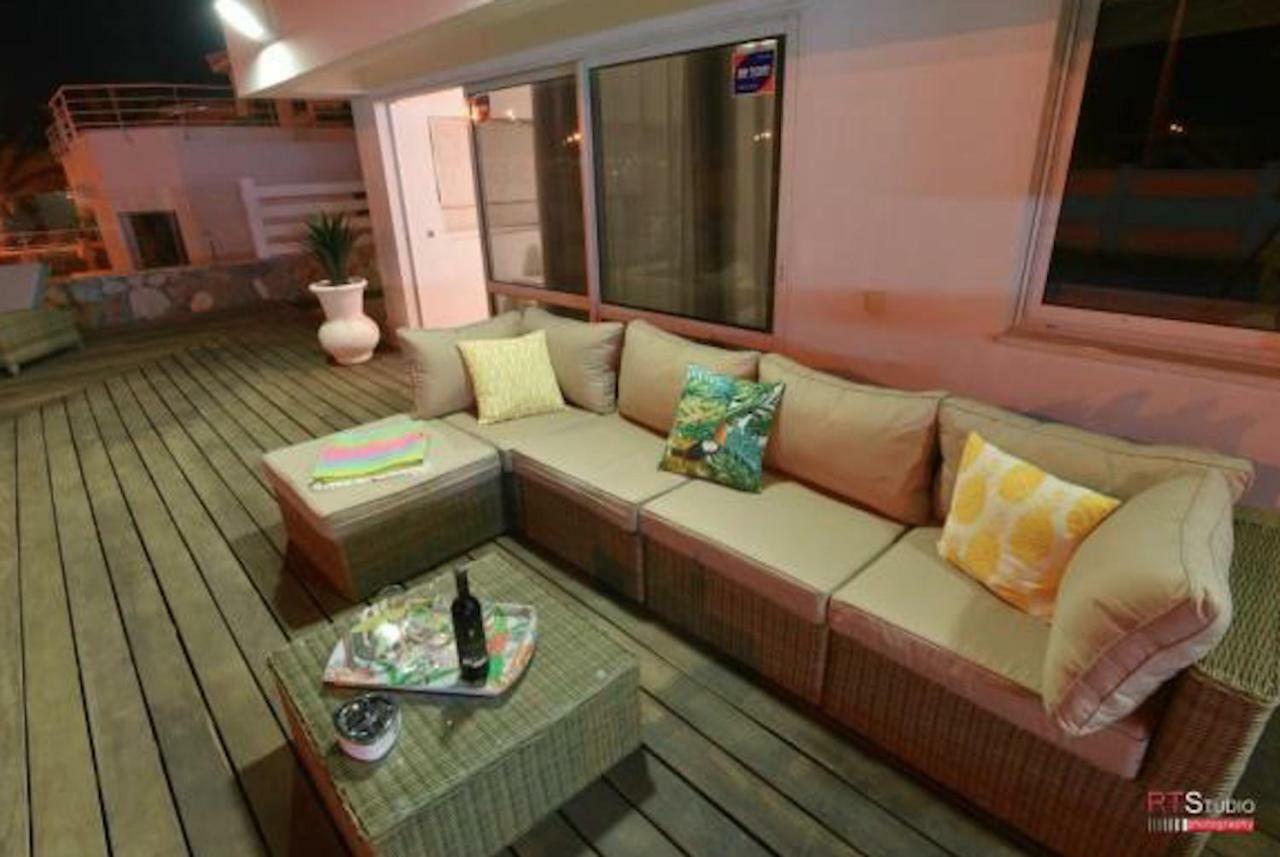 Villa With Heated Pool And Jacuzzi Sea View 300M Front Of The Beach Eilat Esterno foto