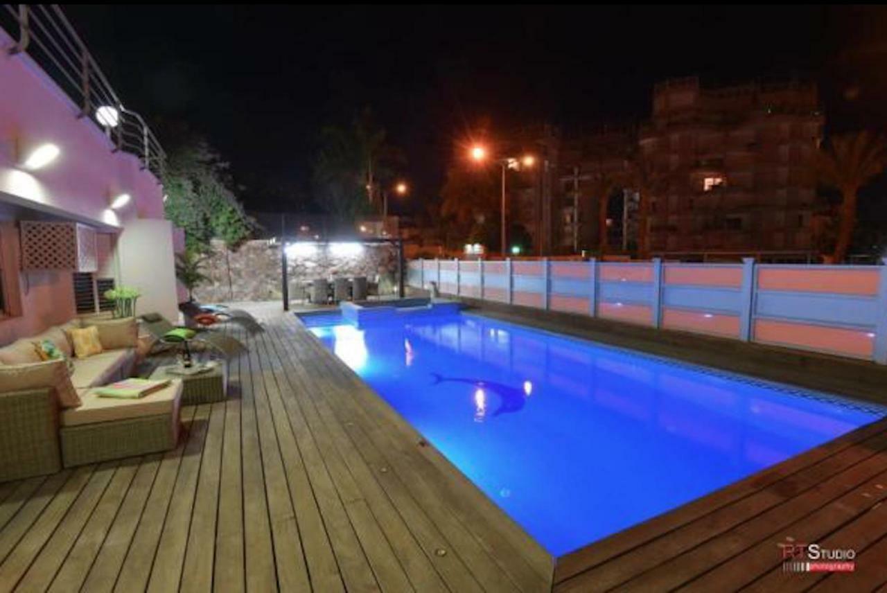 Villa With Heated Pool And Jacuzzi Sea View 300M Front Of The Beach Eilat Esterno foto